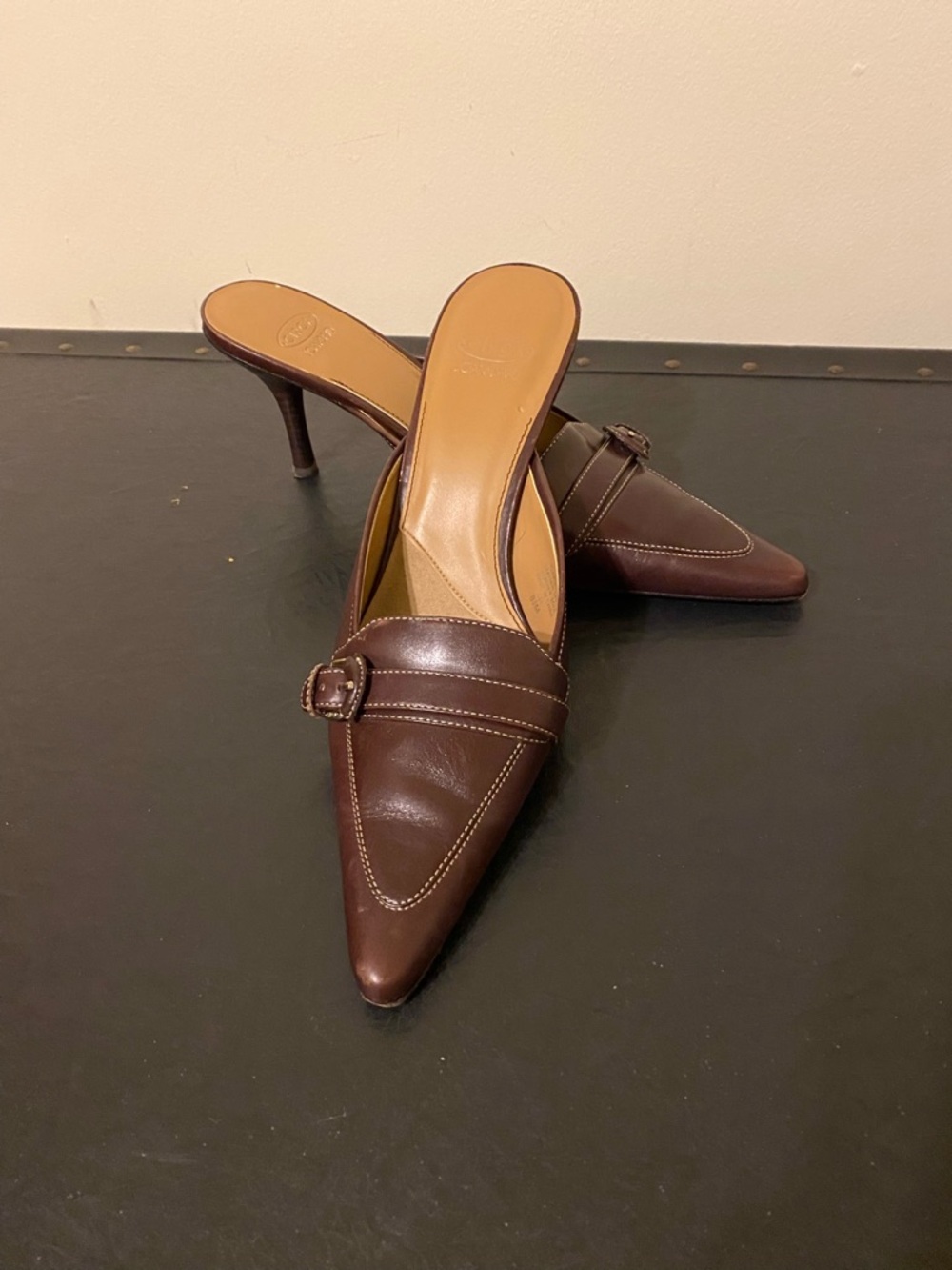 Joan & David Brown Pointed-Toe Buckle Mules Slip-on 3” Heels - Picture 2 of 8